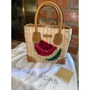 NWOT Stunning Michael Kors
Malibu Tote